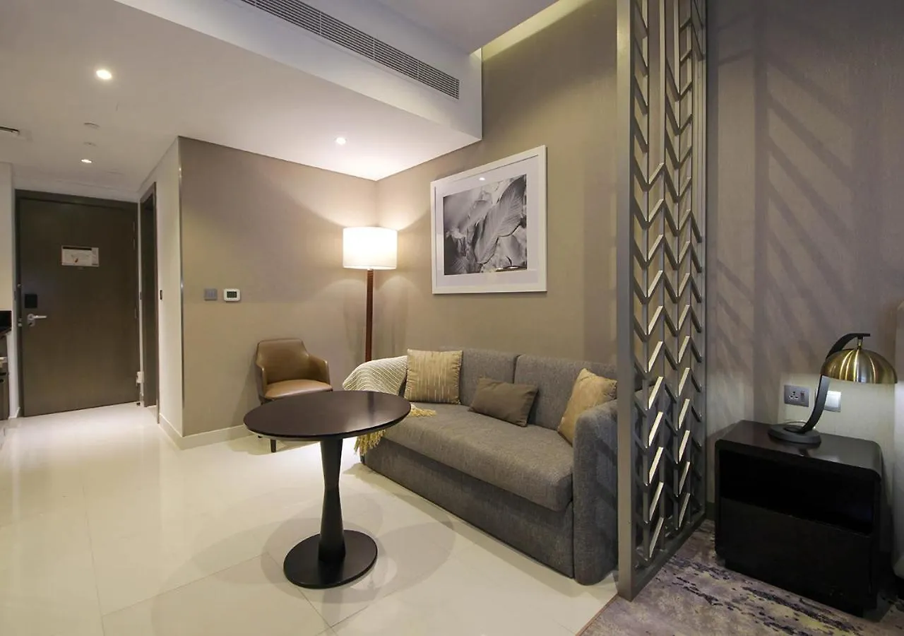 Stylish Studio Apartment In Dubai With Pool & Gym